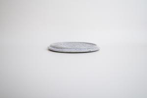 しのぎ丸プレート フラット 6寸 墨白 A