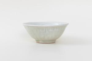 灰釉 陽刻紋 小碗