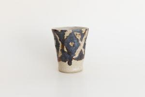 立ちぐい呑み 鉄絵 C