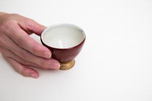 赤巻 金彩酒盃A