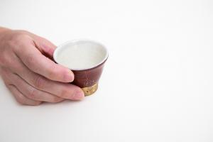 赤巻 金彩酒盃C