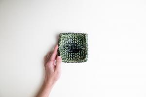 織部 陽刻四方皿 中B