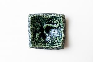 織部 陽刻四方皿 小A