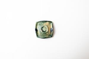 織部 陽刻四方皿 小B