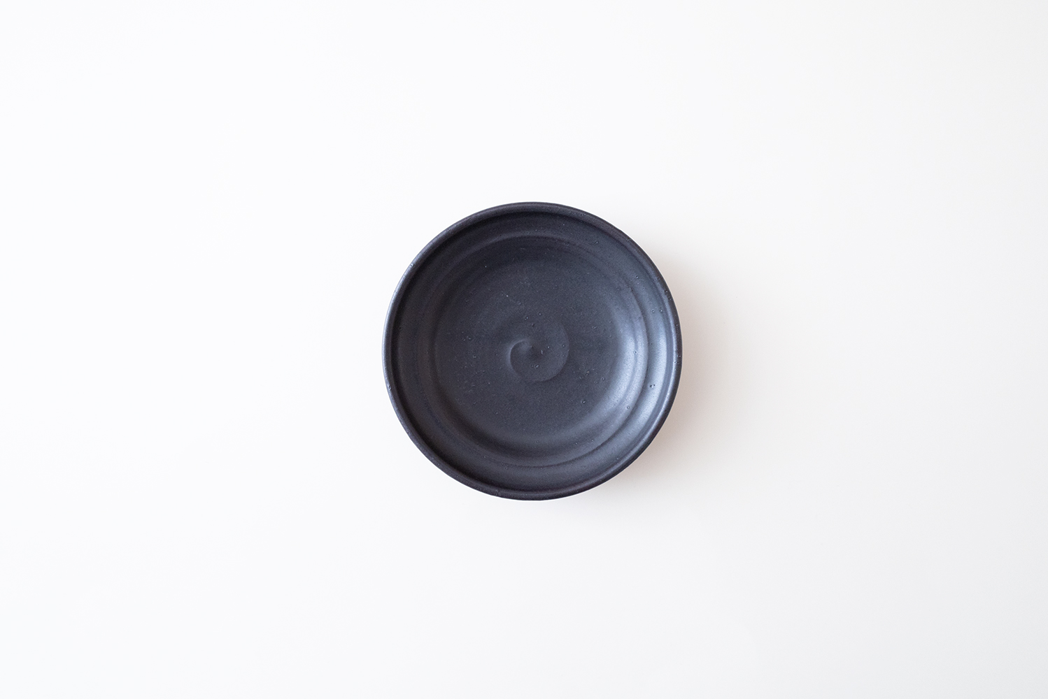 黒釉 段々皿 5寸