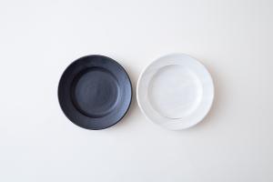 黒釉 リム皿 5寸