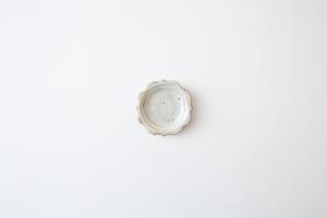 キナリ 彫刻皿 3寸