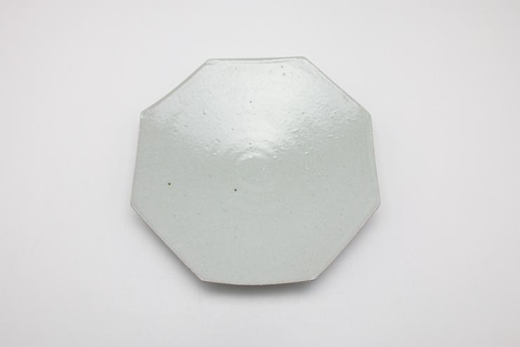 白磁八角皿 2