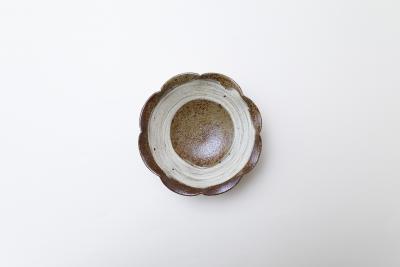 キナリ刷毛目 輪花小鉢