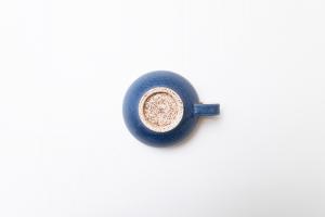 スクラッチ　スープマグ　丸型　青