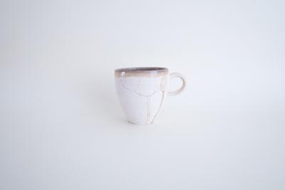 ベージュハスのつぼみ マグカップ