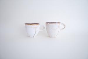 ベージュハスのつぼみ マグカップ