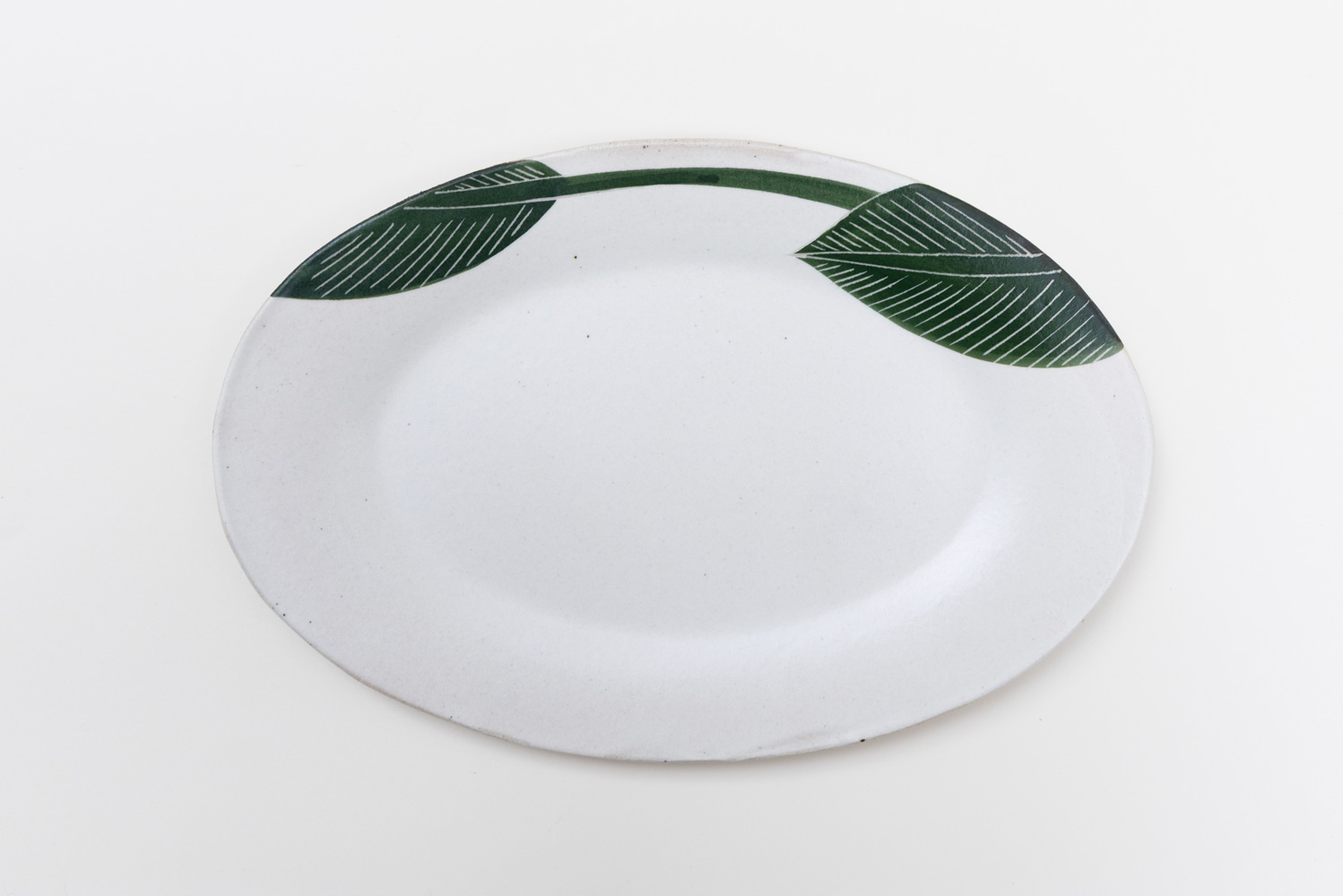 バナナの葉オーバルリム皿 L