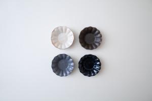 瑠璃釉輪花深皿 豆