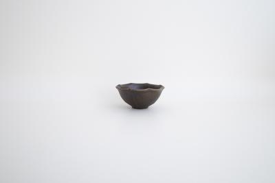 錆釉輪花鉢 ヒメ