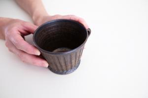 金釉しのぎマグカップ