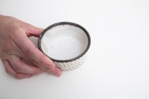 しのぎ切立小鉢 白