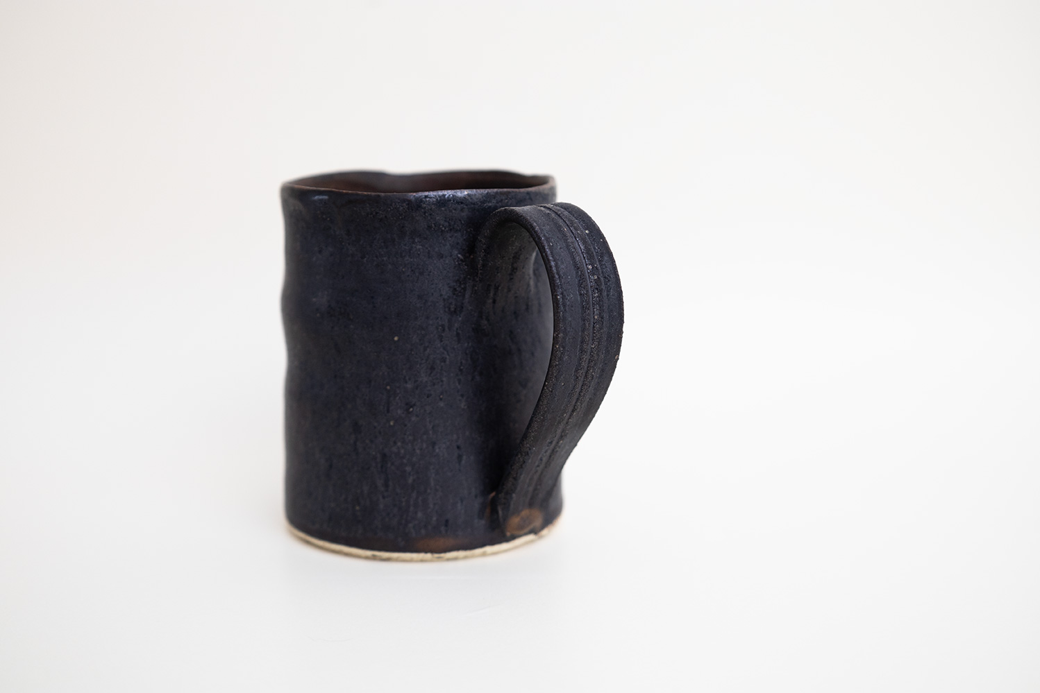 筒小屋 ONLINE STORE Toshoo | 陶器のネットショップ / 黒sabi