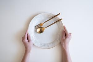 鉄散ラッフルプレート L