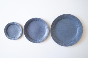 グレー釉ラッフルプレート M