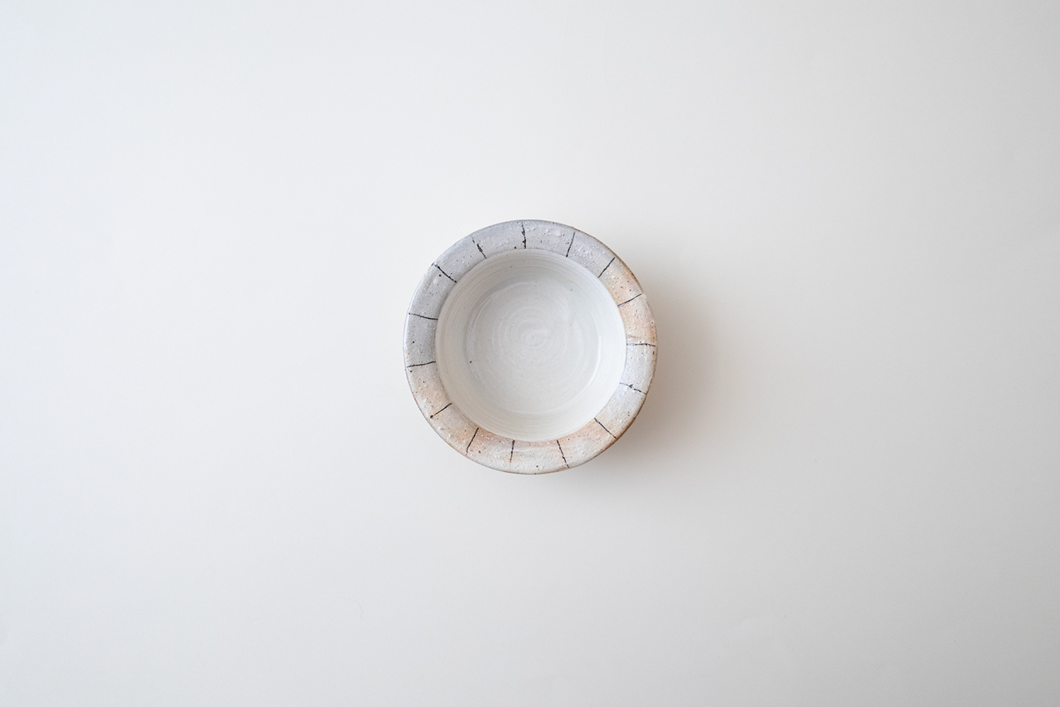 縦鉄線 切立リム豆鉢