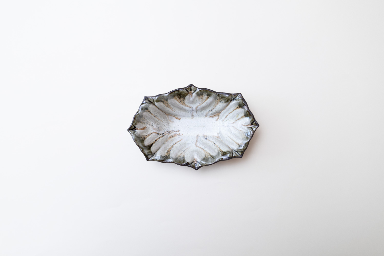 ハート鉢 長方 白 M