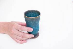 ティーカップ 青 B