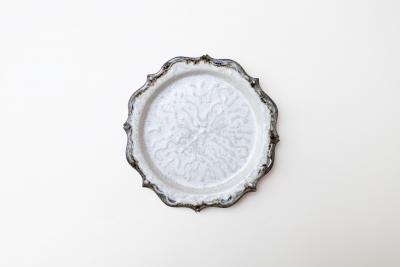 8トンガリ リム皿 M イッチン 白