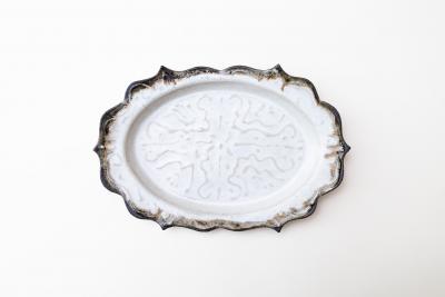 6トンガリオーバル皿 L イッチン 白