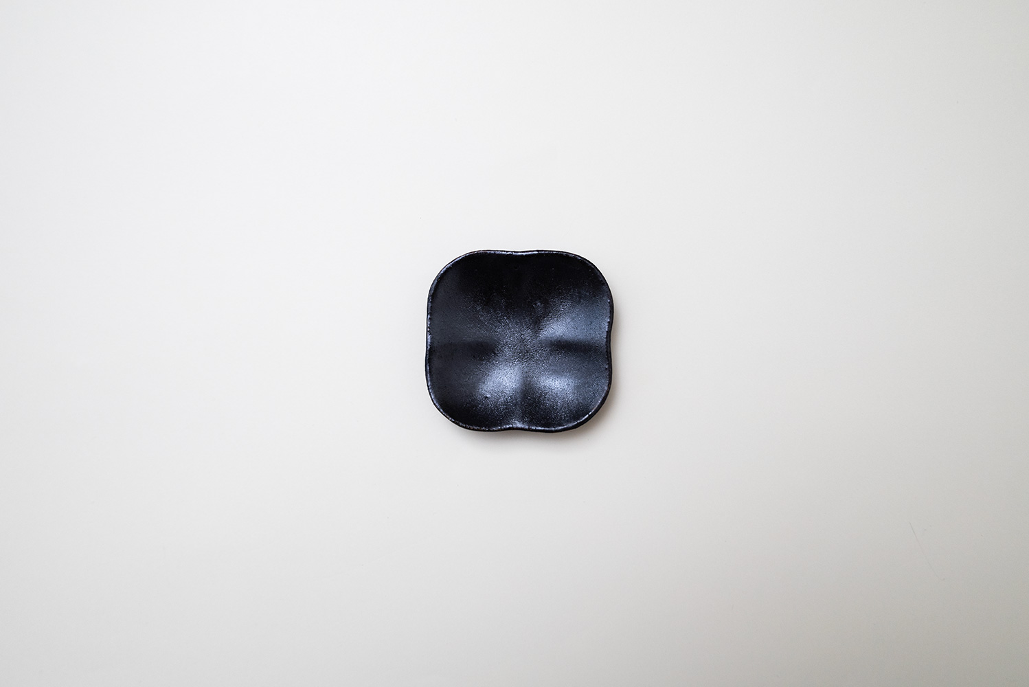 まるスクエアプレート S 黒