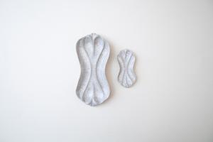 ピーナッツ皿 墨白