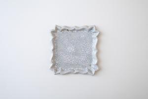 サザエプレート M 墨白