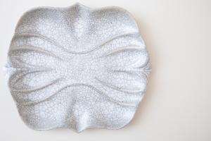 カニパン皿 L 墨白