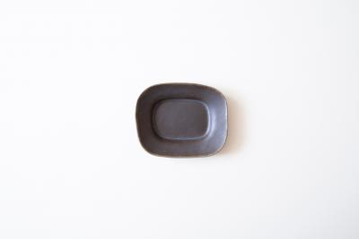 錆釉長方リム豆皿