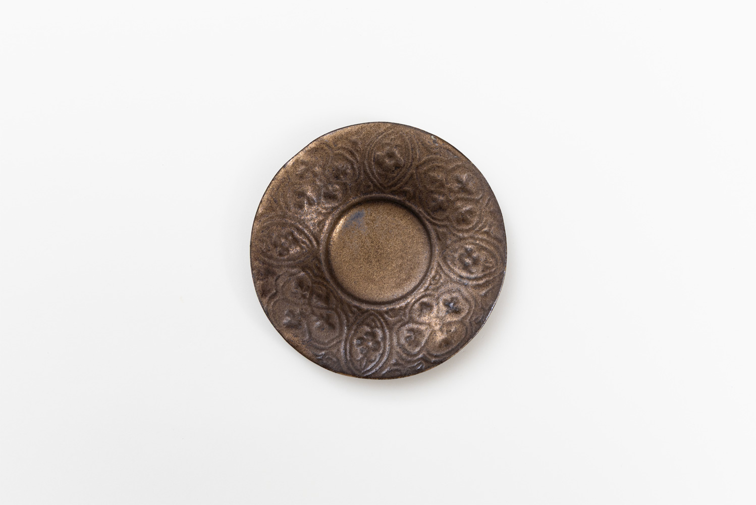 ブロンズ釉 陽刻小皿