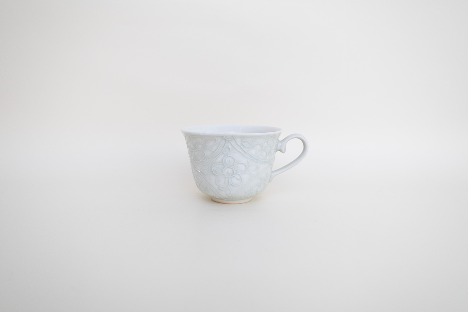 灰青釉 花七宝 コーヒーカップ