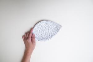 しのぎ 22cm皿 縦縞