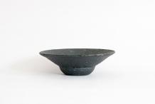 黒釉ボウシ鉢