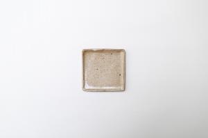 ベージュ 四角小皿