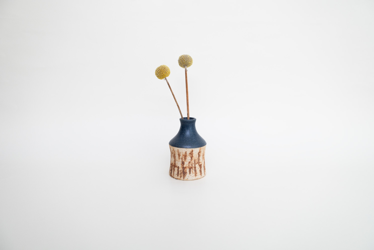 スクラッチ 一輪挿し 青