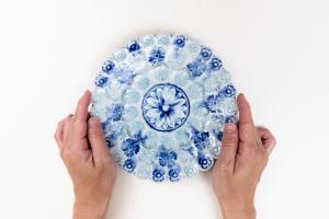 灰釉呉須 6.5寸皿 A