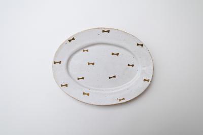 粉引金彩 オーバルリム皿 大 リボン