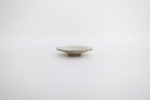 キナリ 茶托(彫刻)