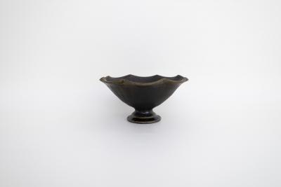 錆釉 輪花高台鉢 φ150