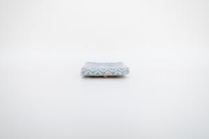 灰釉印刻板皿 中 D