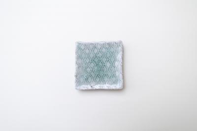 灰釉印刻板皿 中 E