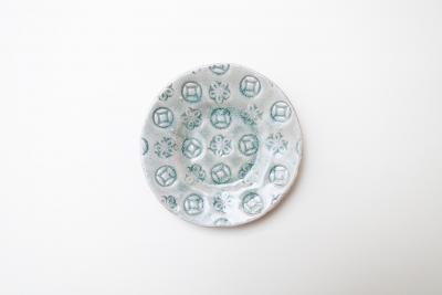 灰釉印刻中皿 B