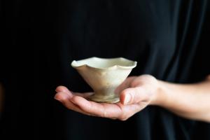 粉引 輪花高台鉢 ヒメ