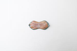 ピーナッツはしおき 青