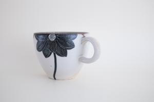 黒ハスの花 マグカップ